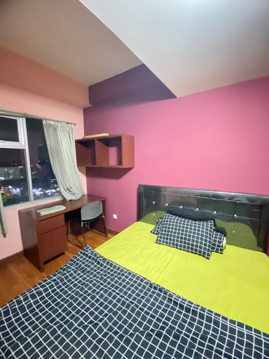 Bedroom 13