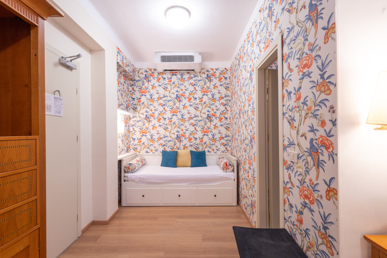 Bedroom 21
