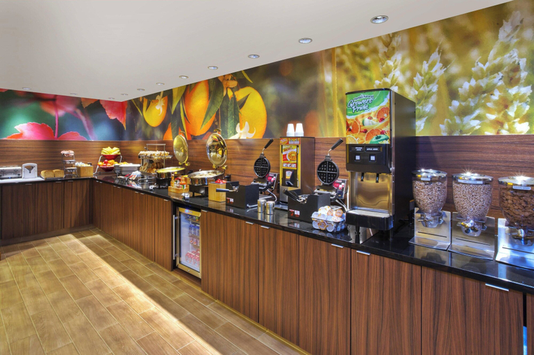 Food & Drinks 5, Fairfield Inn By Marriott Ann Arbor, Washtenaw