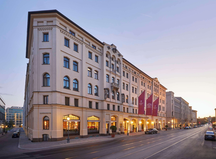 Hotel Vier Jahreszeiten Kempinski München, München