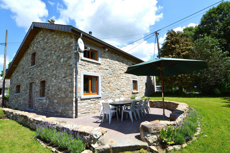 Spacious house with sunny garden, Luxembourg