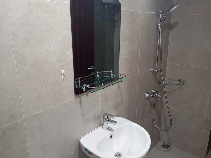 Bathroom 4