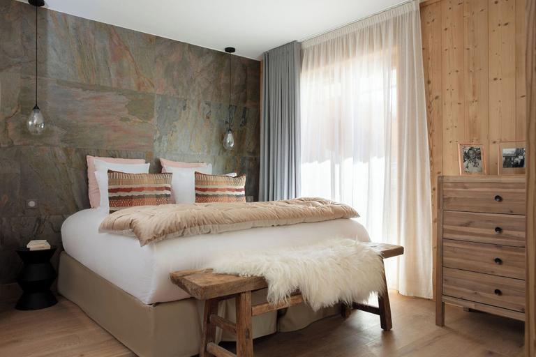 Bedroom 5, Grandes Rousses Hotel & Spa, Isère