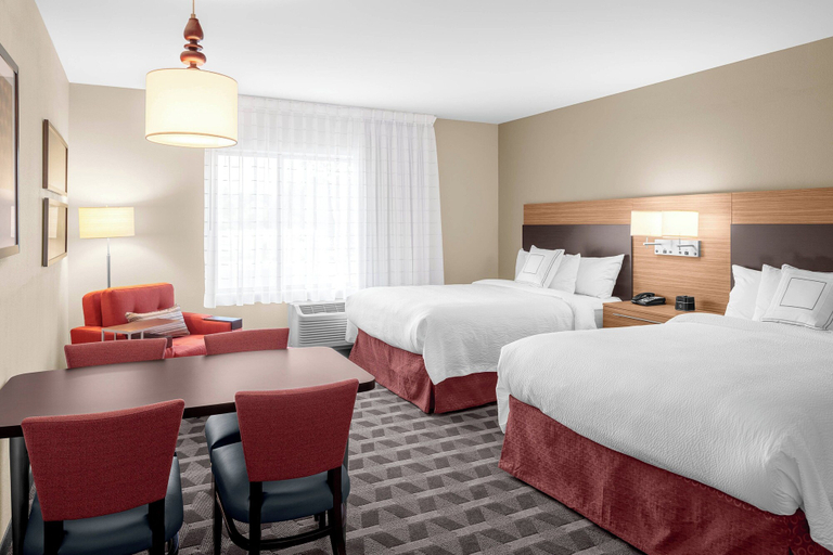 Bedroom 3, TownePlace Suites by Marriott Cincinnati Fairfield, Butler