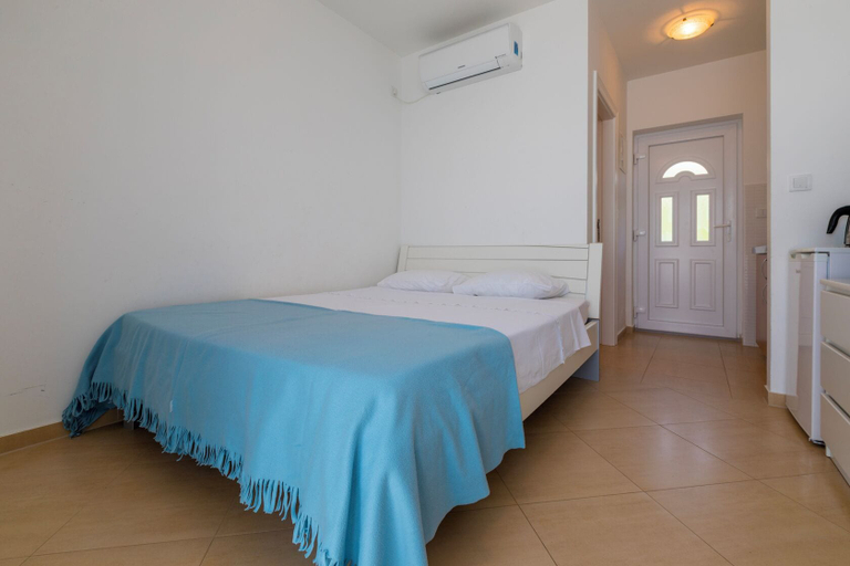 Bedroom 2, Apartment Mirta 1, Crikvenica