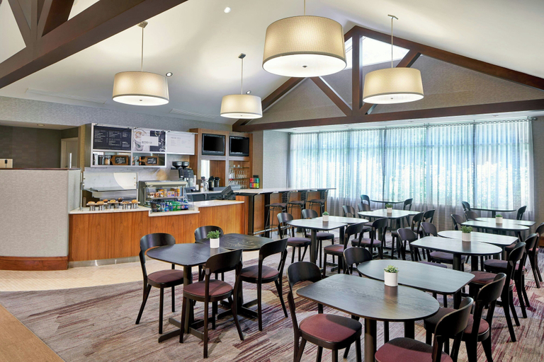 Food & Drinks 5, Courtyard by Marriott Rochester East/Penfield, Monroe