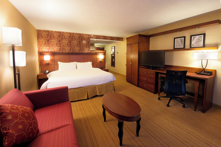 Bedroom 4, Courtyard by Marriott Canton, Stark