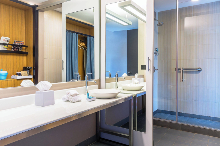 Bathroom 5, Aloft by Marriott Lexington, Middlesex