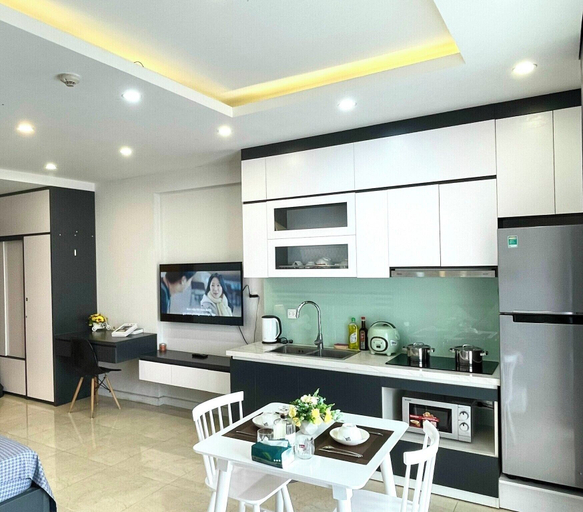 Dining Room 7