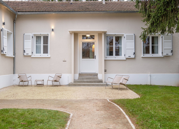 Exterior & Views 2, L'Horloge - Appart'Hotel, Seine-et-Marne