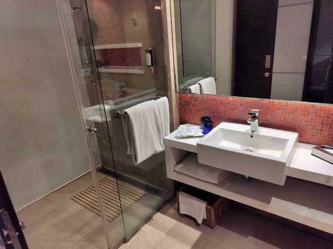 Bathroom 5
