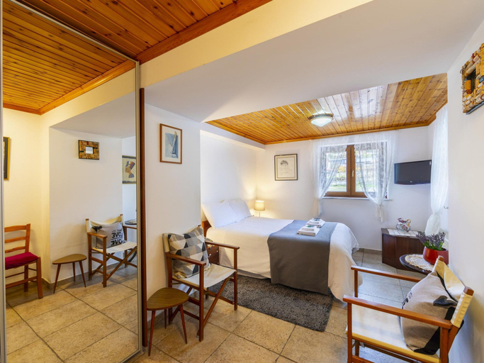 Bedroom 3, Troodos Riverside Cottage