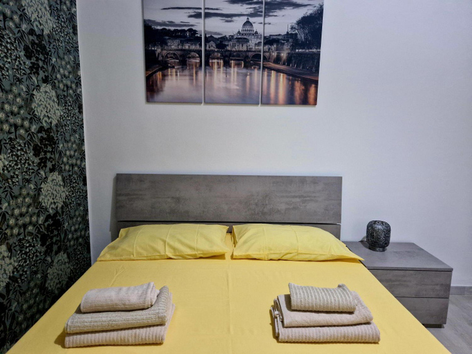 Others 5, Tiburtina Keys - Roma, Rome