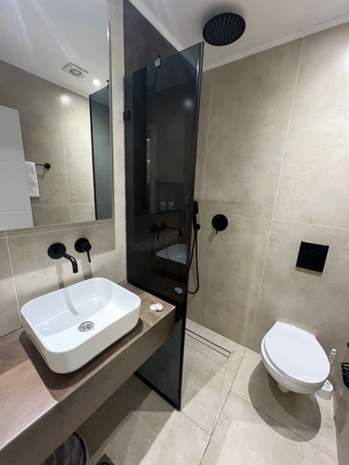 Bathroom 5, Jerusalem Metropole Hotel, Jerusalem