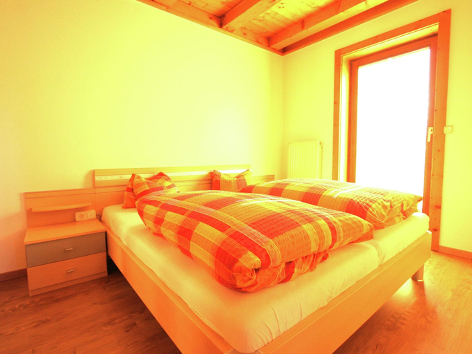 Bedroom, Spacious Apartment in Mittersill near Ski Points, Zell am See