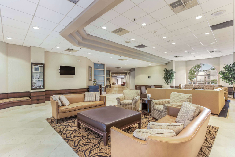 Public Area 3, Burrstone Inn, Ascend Hotel Collection, Oneida