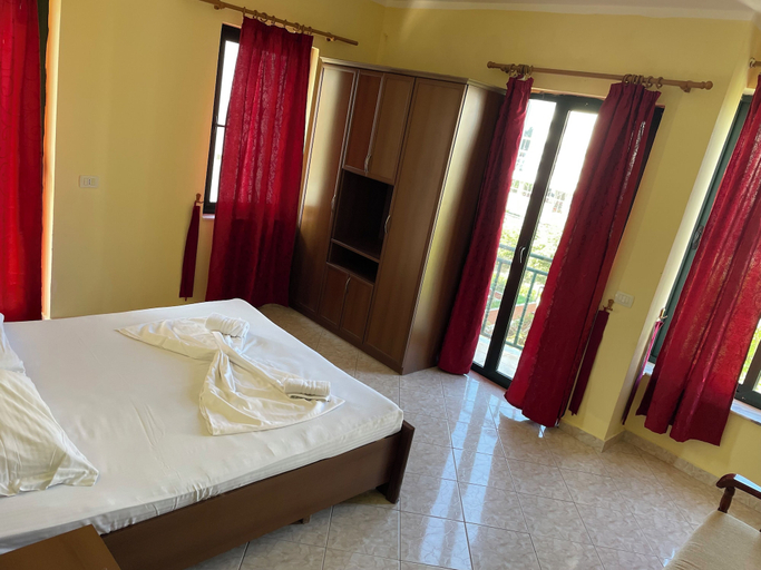 Bedroom 2, SANREMO HOTEL RESTORANT, Durrësit
