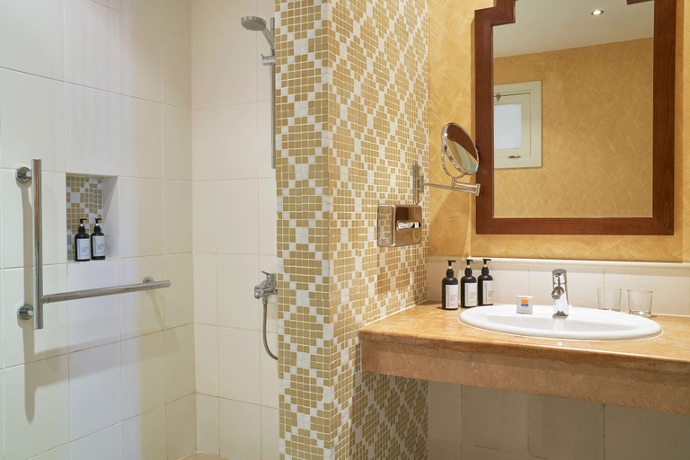 Bathroom 5, Mosaique Hotel - El Gouna, Al-Ghurdaqah 2