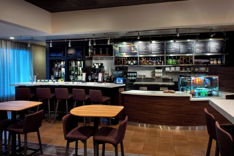 Food & Drinks 5, Courtyard by Marriott Poughkeepsie, Dutchess