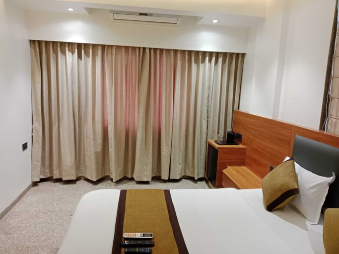 Bedroom 2, Hotel Sai Kamal, Ahmadnagar