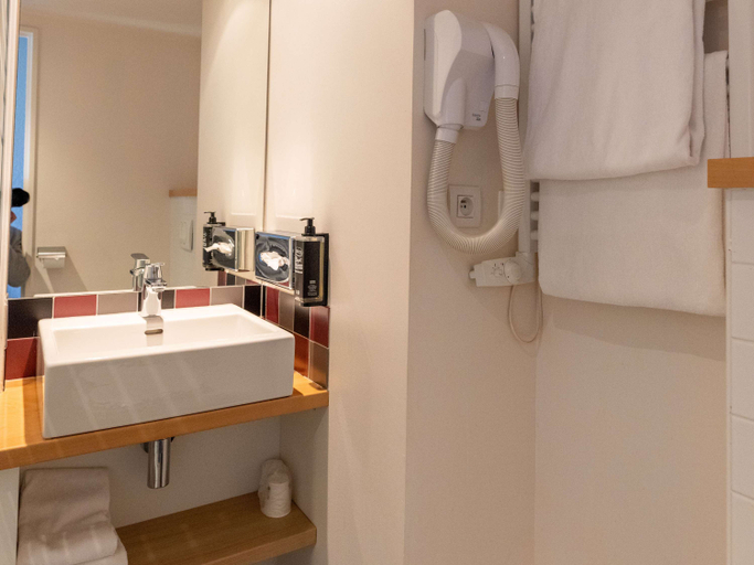 Bathroom 5