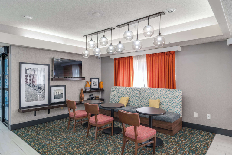 Public Area 2, Hampton Inn Bloomington West, McLean