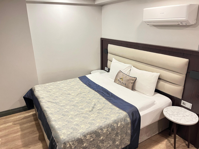 Bedroom 4, No 139 Apartments, Şişli