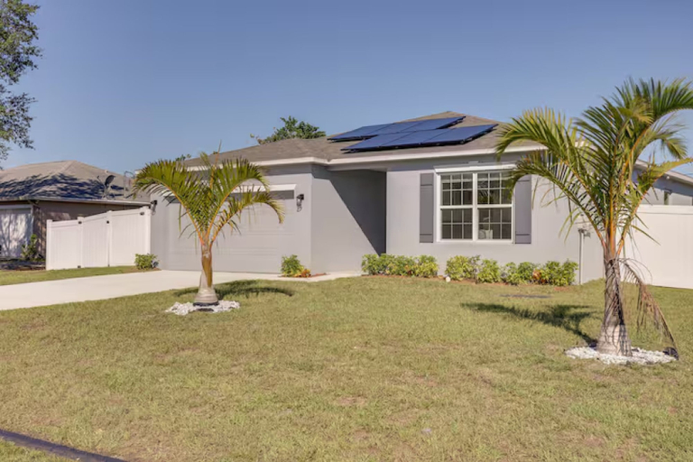Exterior & Views 2, Palm Breeze Lux Stay - Port St. Lucie, Saint Lucie