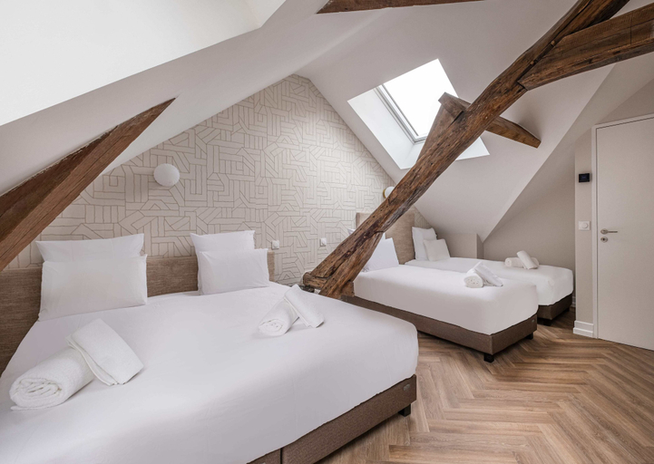 Bedroom 4, L'Horloge - Appart'Hotel, Seine-et-Marne