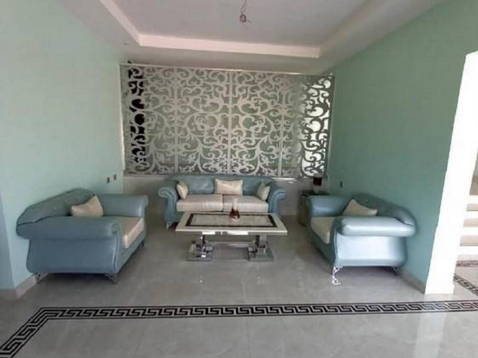 Others 4, Fox Hotels, Jos North