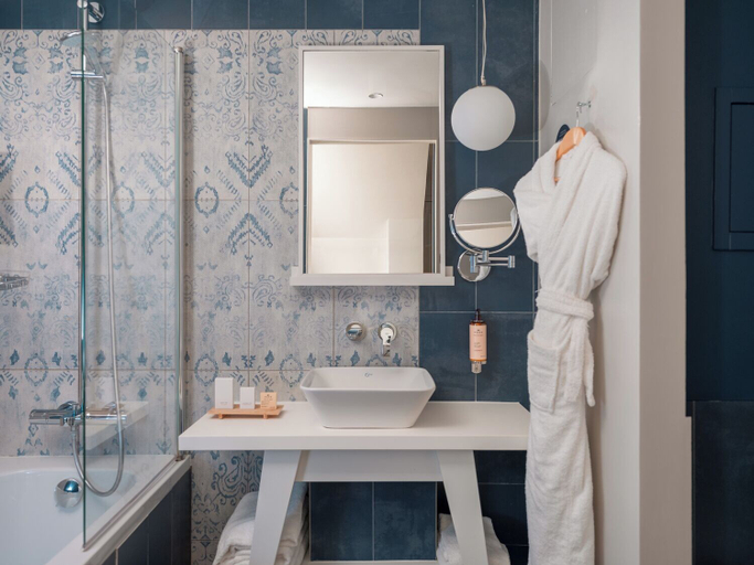 Bathroom 4, Hôtel Belleval, Paris