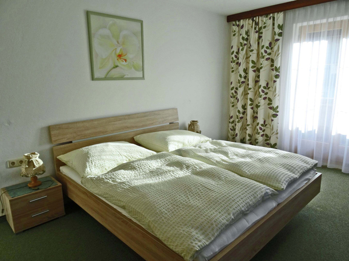 Bedroom, Apartment with balcony in Hart im Zillertaler, Schwaz