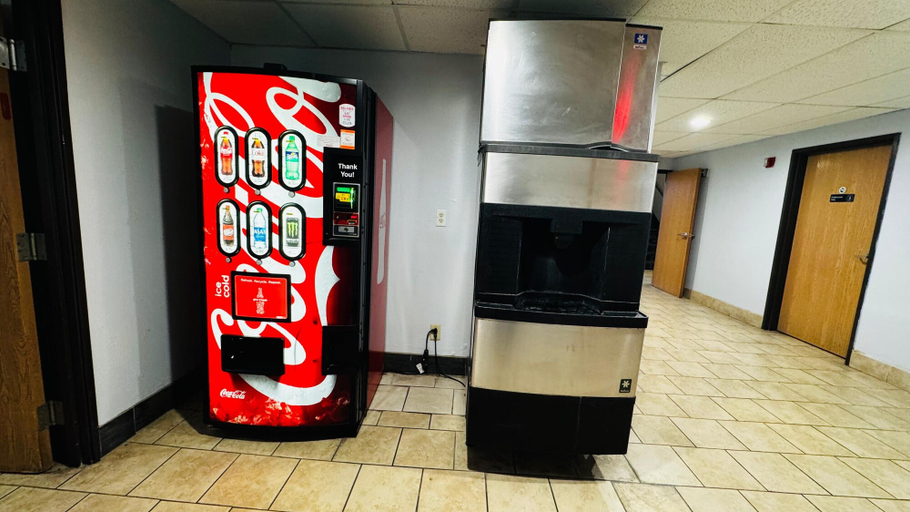 Food & Drinks, Days Inn by Wyndham North Platte, Lincoln