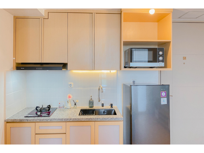 Others 4, Comfy 1BR at 35th Floor Tokyo Riverside PIK 2 Apartment By Travelio, Tangerang