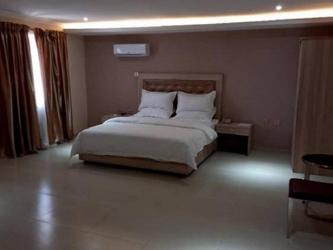 Bedroom 2, Fox Hotels, Jos North