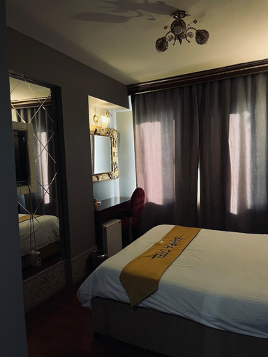 Bedroom 4, Sahra Airport Hotel, Bakırköy