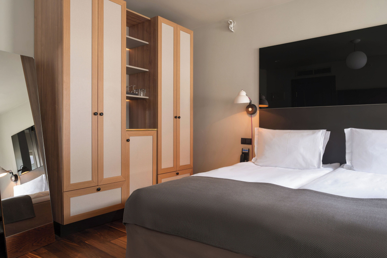 Bedroom 9