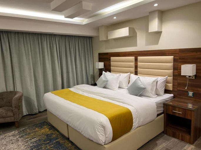 Bedroom 5, Moments Hotel, Jeddah