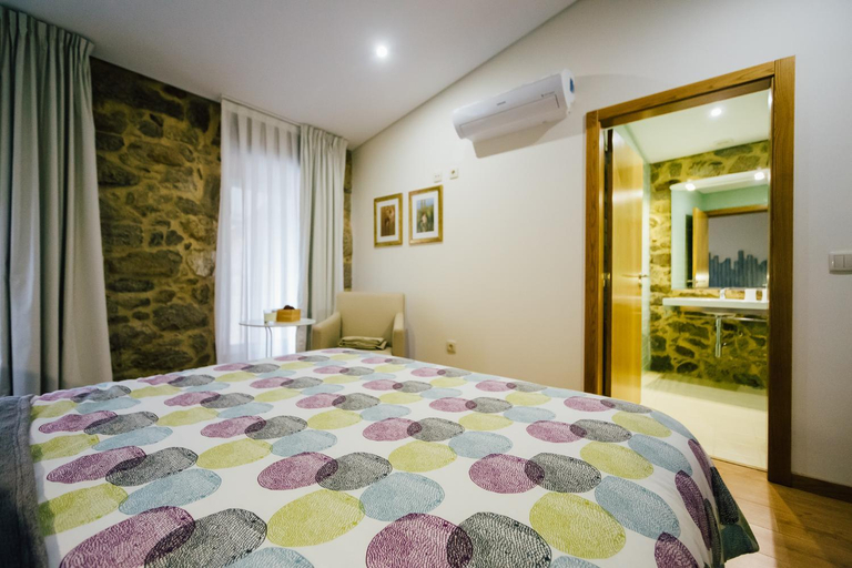Others 2, Vougaldeias Casas da Seara, Sever do Vouga