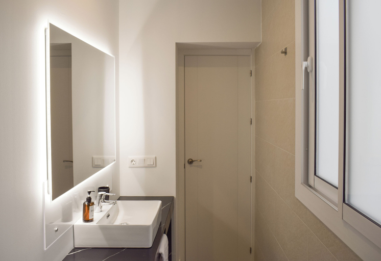 Bathroom 5, Sevilla DosTorres, Sevilla