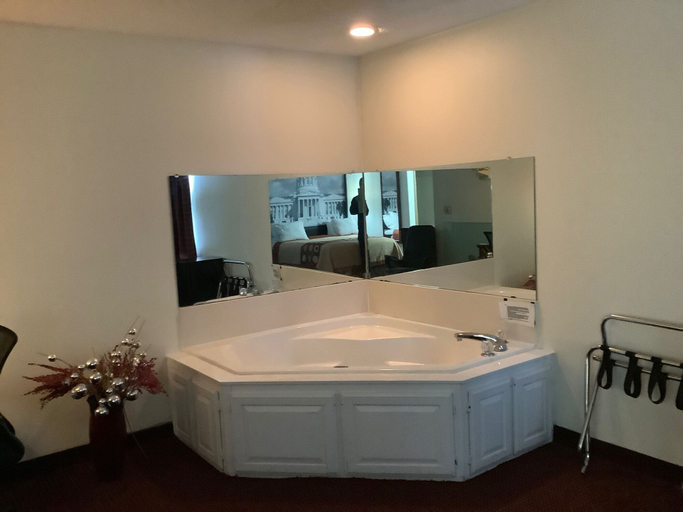 Bathroom 9