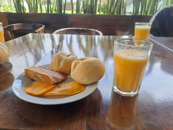 Food & Drinks 3, HOTEL KENDARI, Chincha