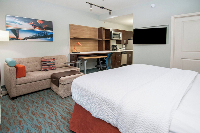 Bedroom 9