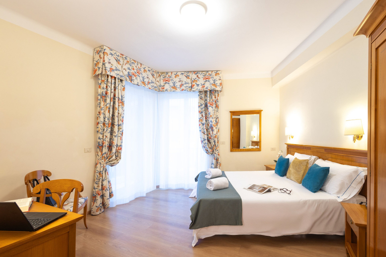 Bedroom 12