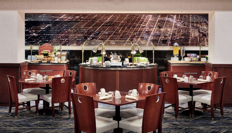 Food & Drinks 4, Hilton Chicago O'Hare Airport, Cook