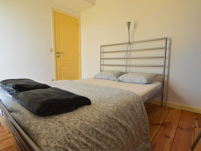 Bedroom 4, Group House With 3 Apartment for Family, Liège