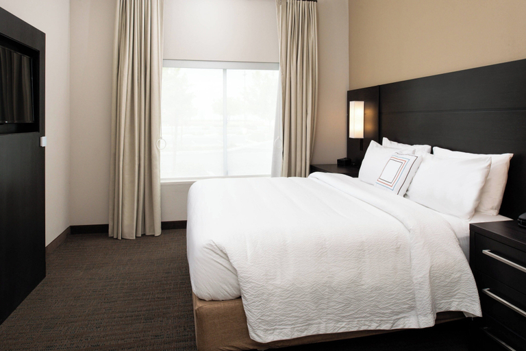 Bedroom 3, Residence Inn by Marriott Visalia, Tulare