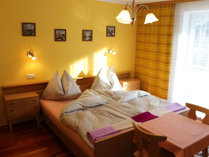 Bedroom 4, Apartment in Katschberg Near Ski Slopes, Spittal an der Drau