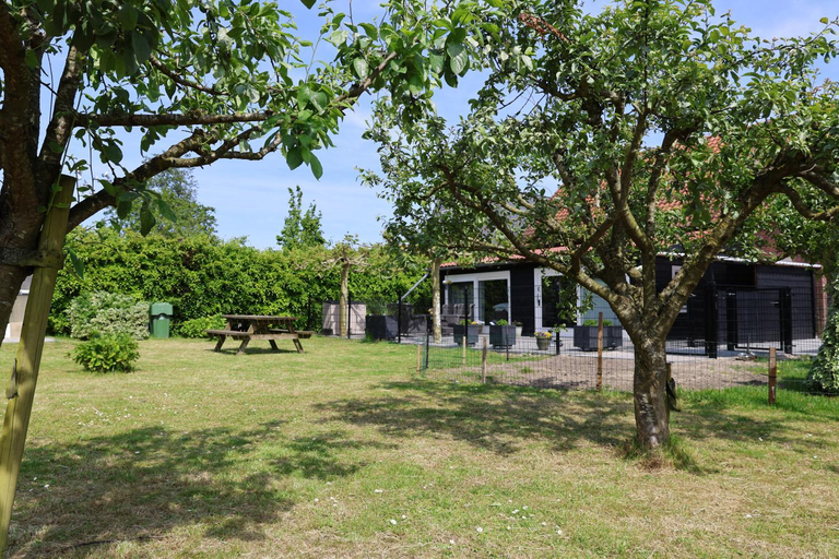 Others 5, De Seuterhoeve, 's-Gravendeel