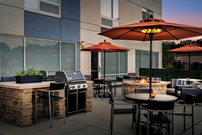 Food & Drinks 5, TownePlace Suites by Marriott Pittsburgh Harmarville, Allegheny